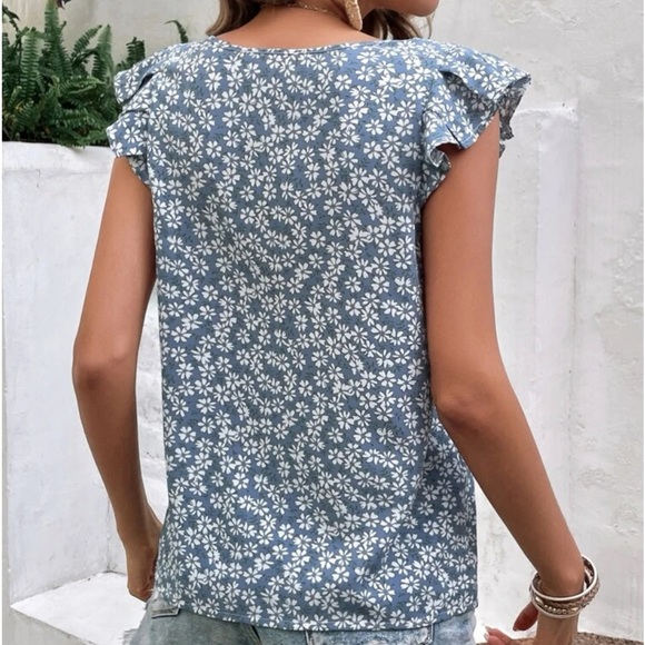 Sold out New floral print v neck short sleeve top - Picture 5 of 6